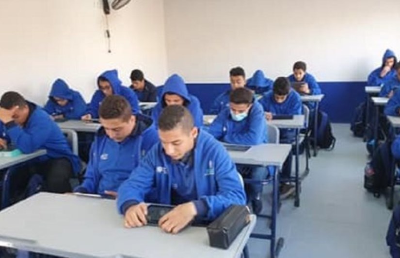 طلاب طلاب