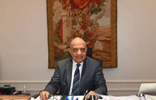 الدكتور محمود عصمت