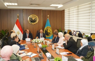 جانب من الاجتماع   جانب من الاجتماع