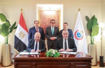 جانب من التوقيع  جانب من التوقيع