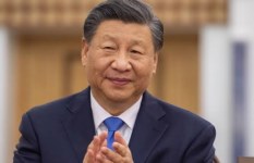 الرئيس الصيني شي جين بينغ هنا  الرئيس الصيني شي جين بينغ هنا