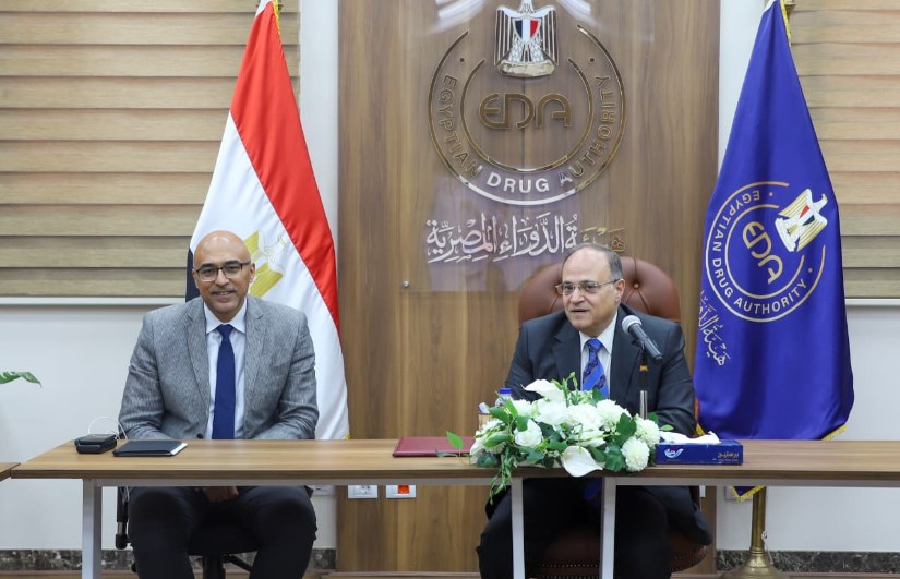 جانب من الاجتماع جانب من الاجتماع