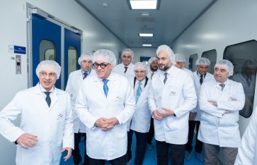 الدكتور حسام عبدالغفار