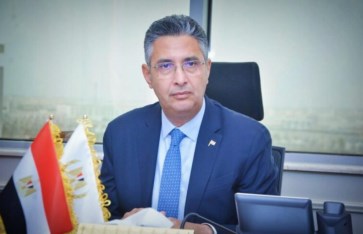 الدكتور شريف فاروق