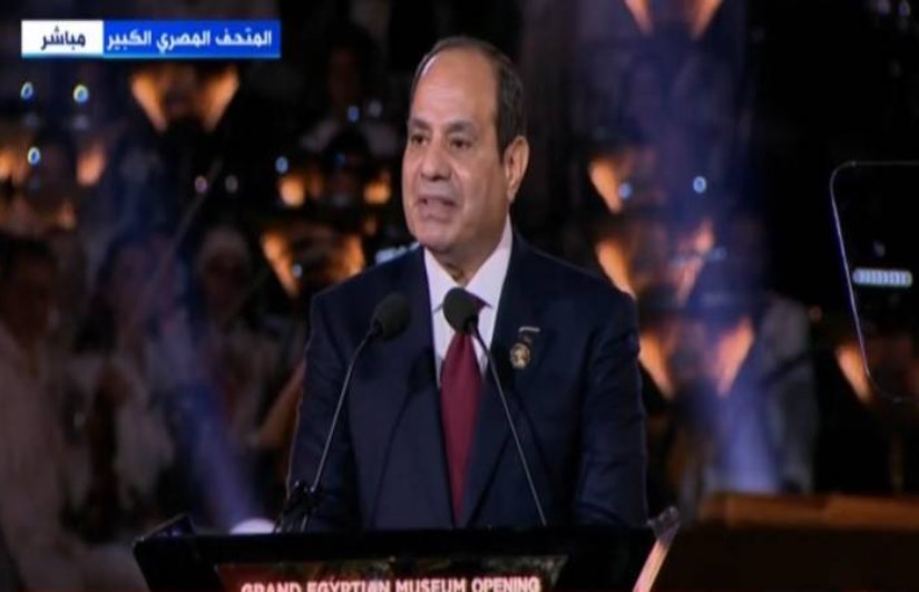 جانب من الافتتاح جانب من الافتتاح