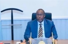 وزير الإعلام الصومالي الأسبق