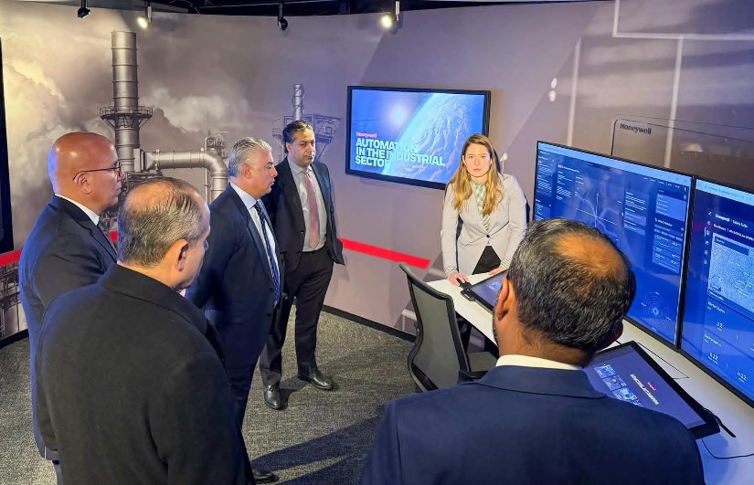 جانب من الاجتماع 