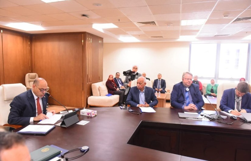 جانب من الاجتماع 