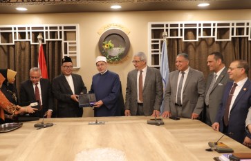 رئيس جامعة الأزهر يوقع مذكرة تفاهم بين جامعتي الأزهر وسلطان أجونج الإسلامية بإندونيسيا