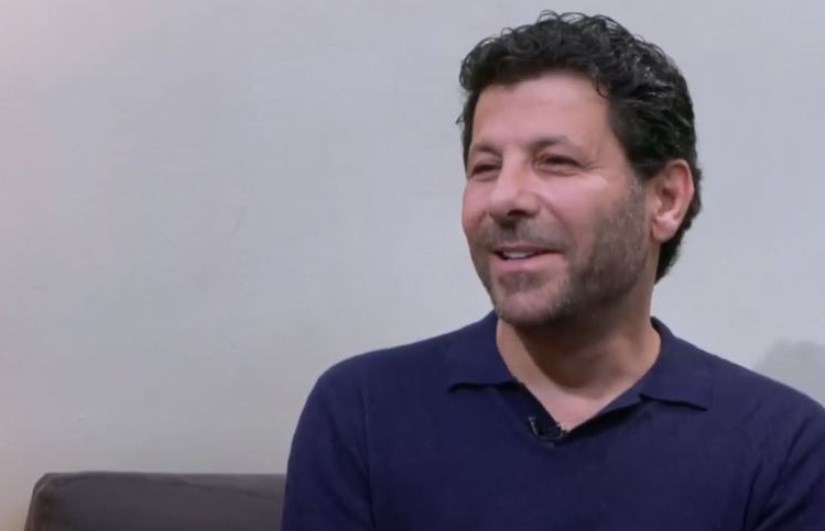 الفنان إياد نصار