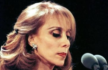 فيروز