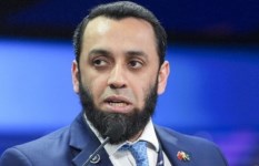 وزير الإعلام الباكستاني عطا الله تارار
