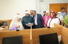رئيس جامعة الأزهر يتفقد اختبارات القرآن الكريم الشفهية بكلية علوم الرياضة