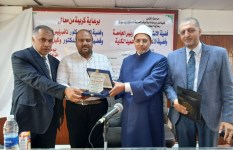 رئيس جامعة الأزهر يتفقد كلية الدراسات الإسلامية بدسوق ويكرم خريجي الكلية من دفعتي الإمام محمد عبده والشعراوي