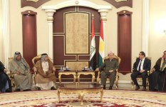 بارزاني لأمراء وشيوخ عشائر العراق: خطايا الحكومات لن تفسد علاقات الشعوب