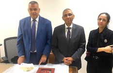 وزارة السياحة والآثار 