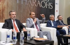 وزارة السياحة والآثار 
