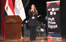 جانب من الحدث 