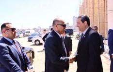 محافظ دمياط يستقبل وزير العمل 