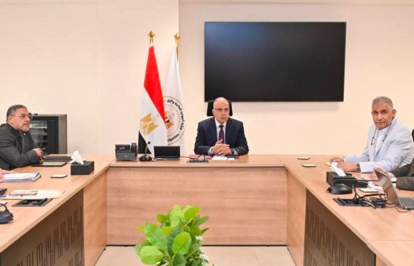 جانب من الاجتماع جانب من الاجتماع