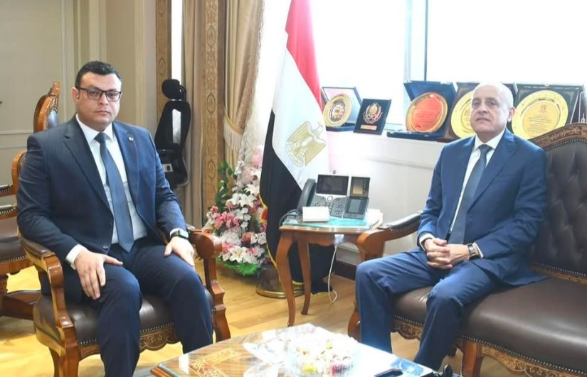 جانب من اللقاء جانب من اللقاء