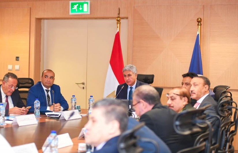 جانب من الاجتماع جانب من الاجتماع