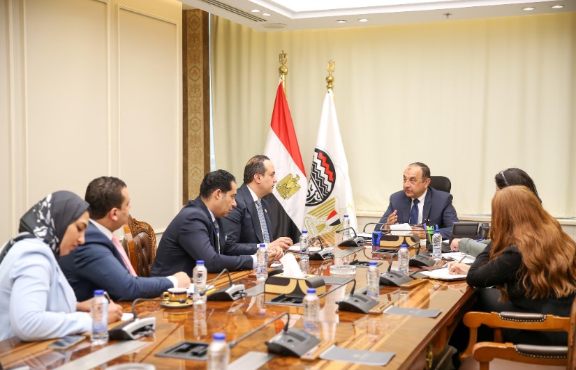 جانب من الاجتماع جانب من الاجتماع