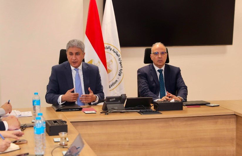 جانب من الاجتماع جانب من الاجتماع