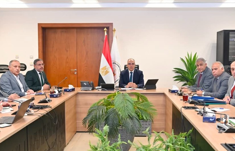 جانب من الاجتماع جانب من الاجتماع