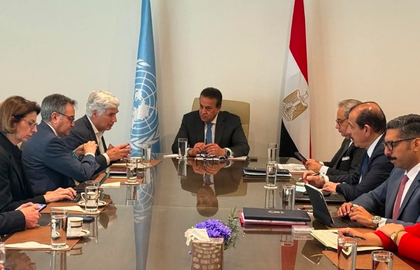 جانب من الاجتماع جانب من الاجتماع