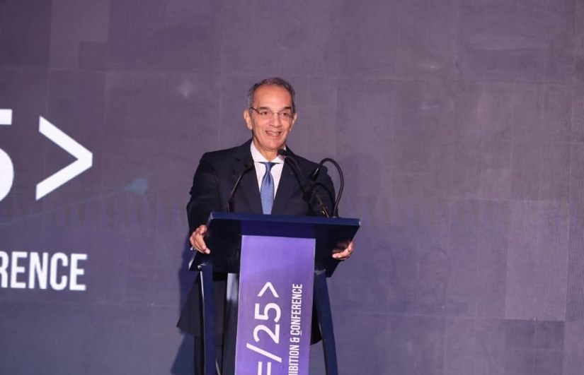 وزير الاتصالات وتكنولوجيا المعلومات وزير الاتصالات وتكنولوجيا المعلومات