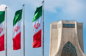 إيران 