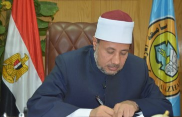 نائب رئيس جامعة الأزهر يحيل أستاذا وطالبا بإحدى كليات الفرع بأسيوط للتحقيق