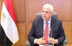 أيمن عاشور وزير 