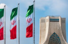 إيران 