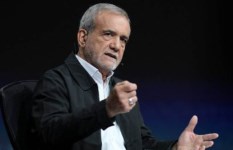 الرئيس الإيراني مسعود بازشيكان