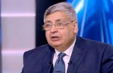 عوض تاج الدين 