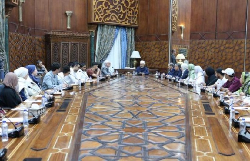 جانب من اللقاء جانب من اللقاء