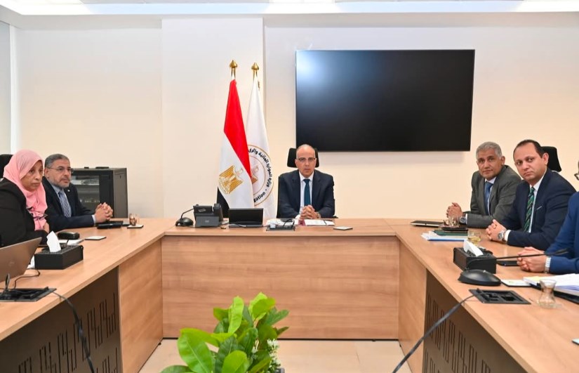 جانب من الاجتماع جانب من الاجتماع