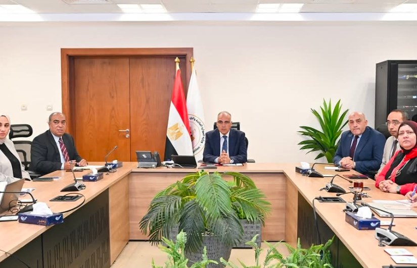 جانب من الاجتماع جانب من الاجتماع