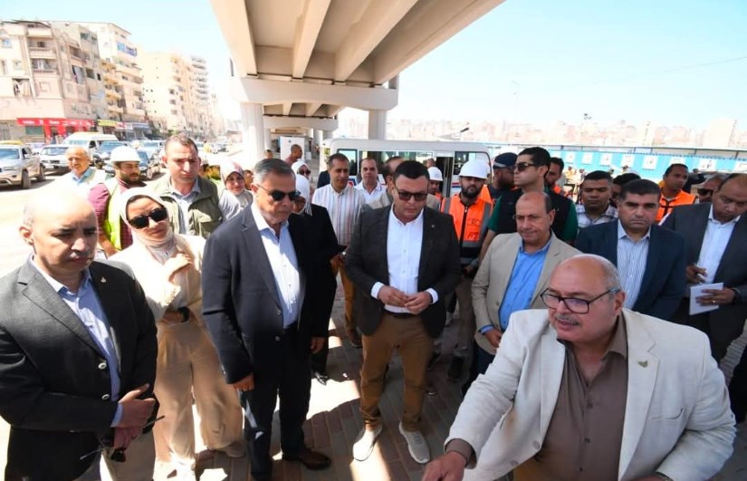 جانب من الزيارة جانب من الزيارة