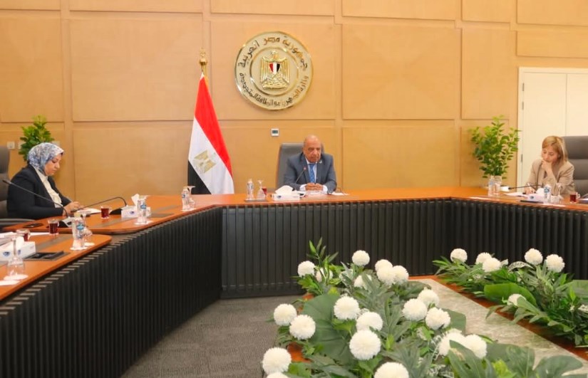 جانب من الاجتماع جانب من الاجتماع