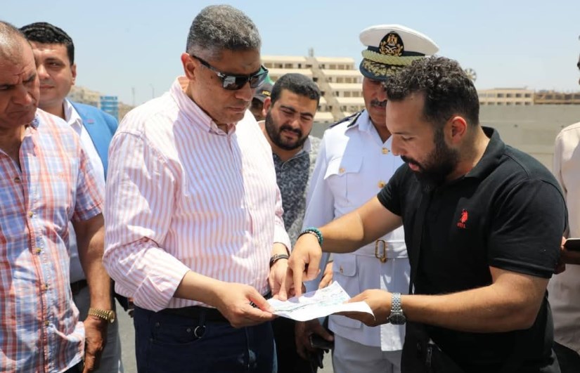 محافظ الجيزه يتفقد محيط المتحف المصري الكبير محافظ الجيزه يتفقد محيط المتحف المصري الكبير