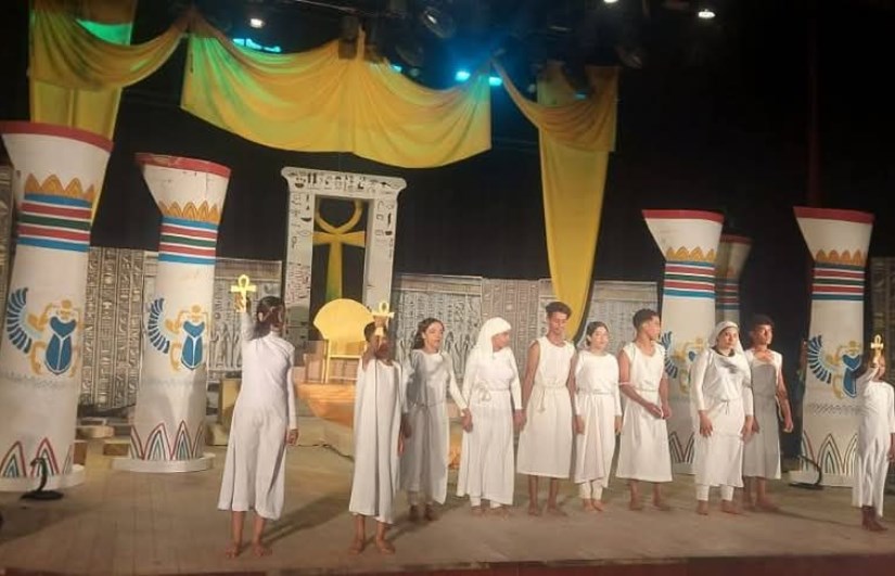 العروض المسرحية العروض المسرحية