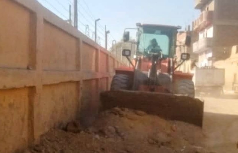 رفع المخلفات والاتربه رفع المخلفات والاتربه