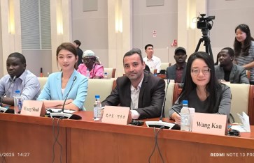عامر يعرض المبادرة الوطنية للمشروعات الخضراء الذكية بمؤتمر التحول للأخضر بالصين
