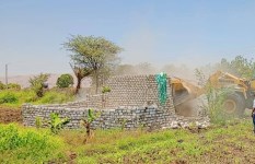 التعديات على الاراضي الزراعيه 