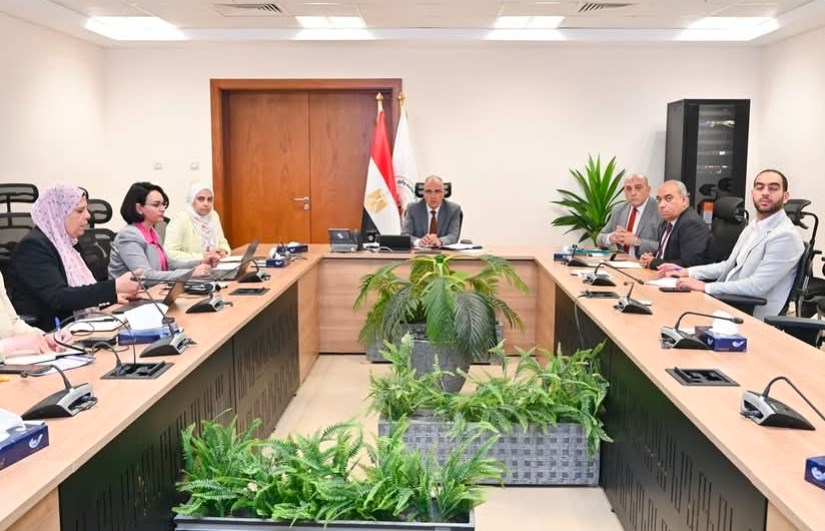 جانب من الاجتماع جانب من الاجتماع