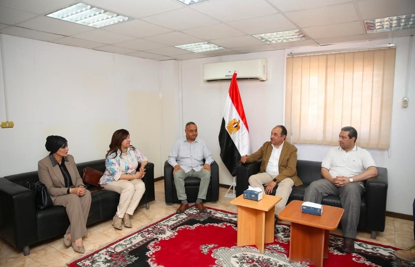 جانب من الزيارة جانب من الزيارة