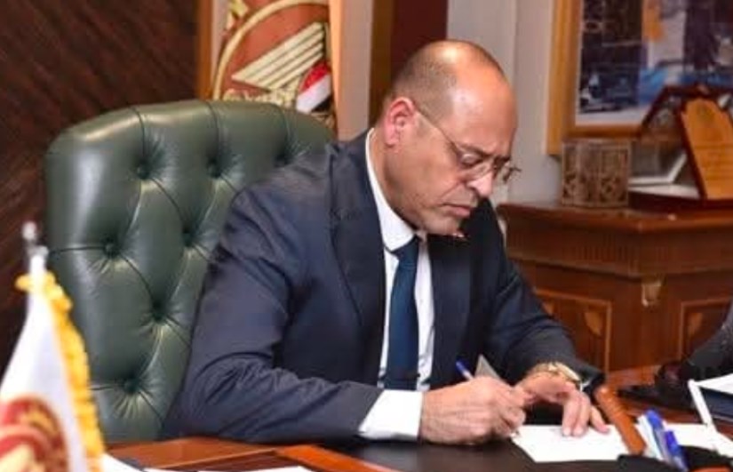 وزير العمل وزير العمل